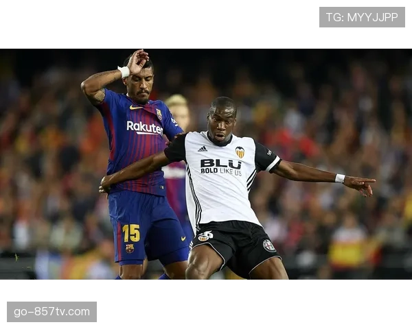 瓦伦西亚0-0战平塞维利亚，双方在禁区前沿的密集防守均未给对手机会